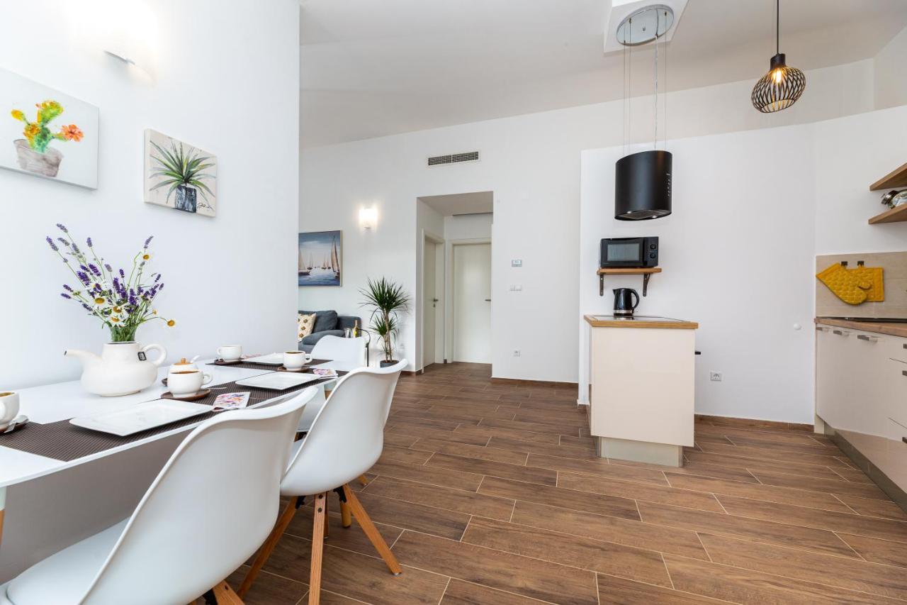 Apartment Nada 1 Malinska Eksteriør billede