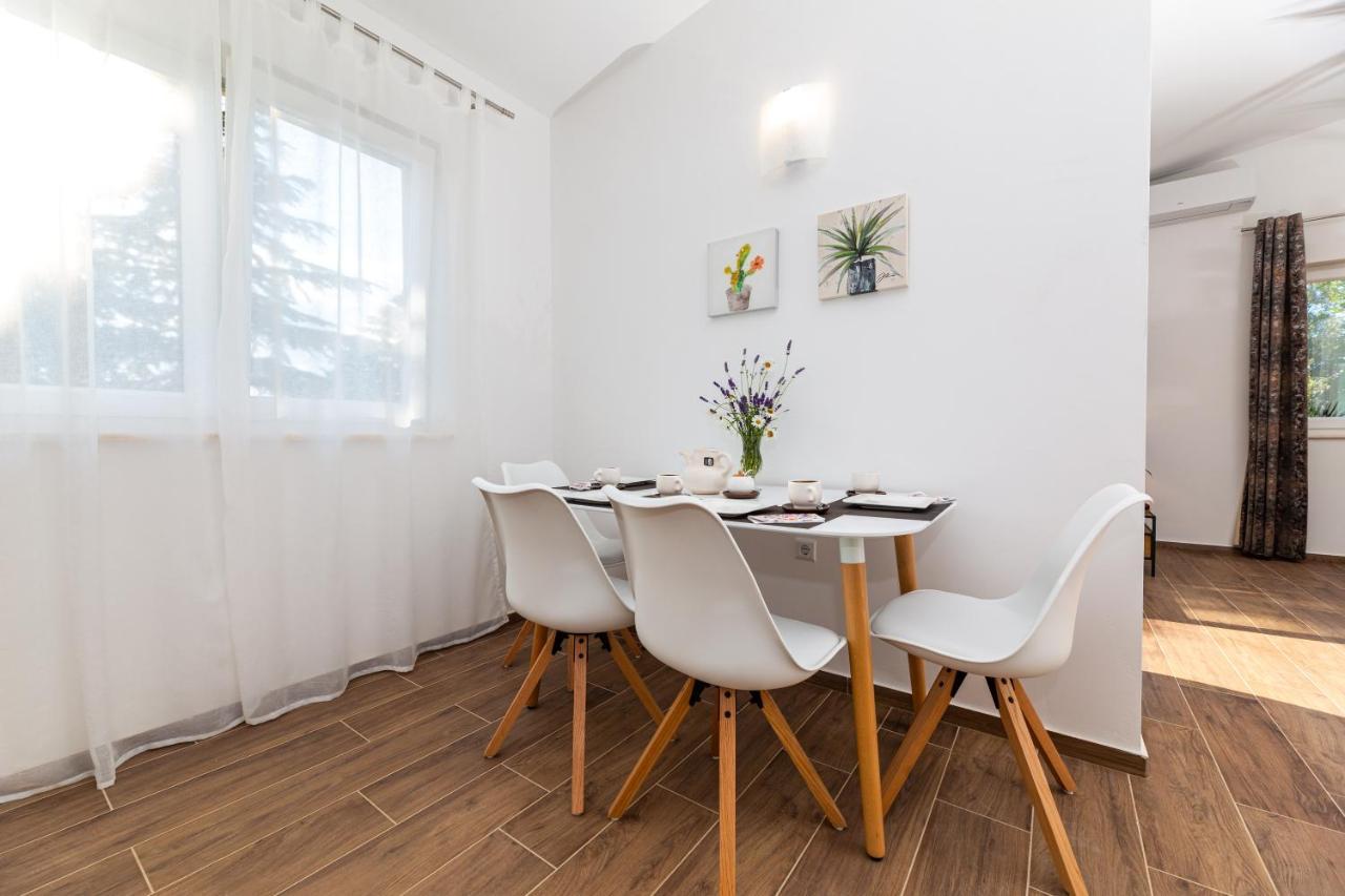 Apartment Nada 1 Malinska Eksteriør billede