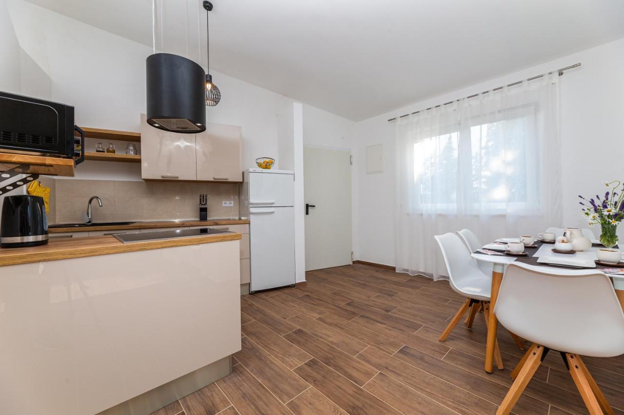 Apartment Nada 1 Malinska Eksteriør billede