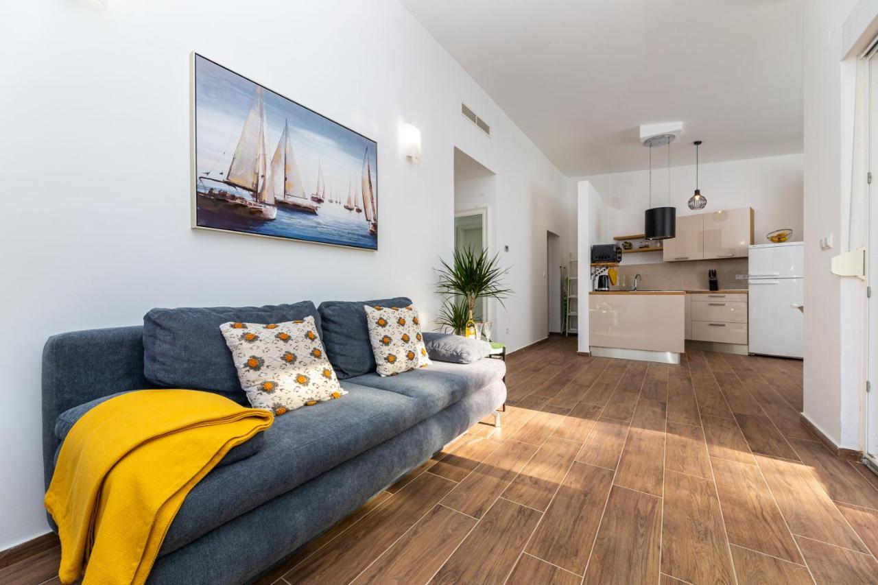 Apartment Nada 1 Malinska Eksteriør billede